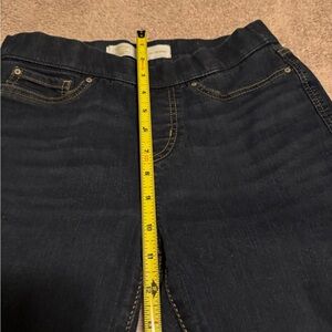 Levi's Women's High Rise Jeans in Deep Indigo